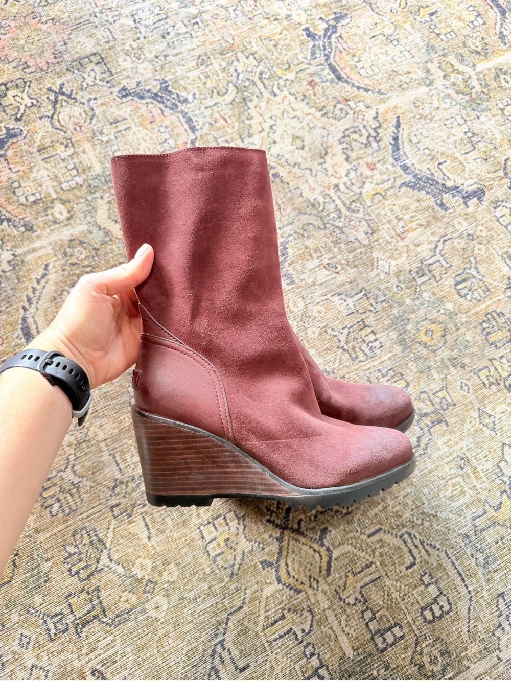 Sorel Burgundy Suede Wedge Ankle Boots